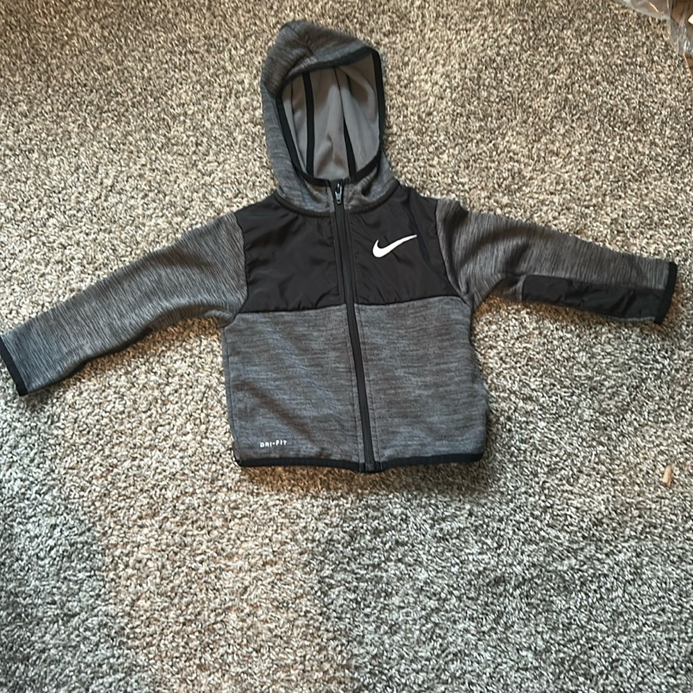 Toddler boys 2T Nike zip up jacket black and gray with hood